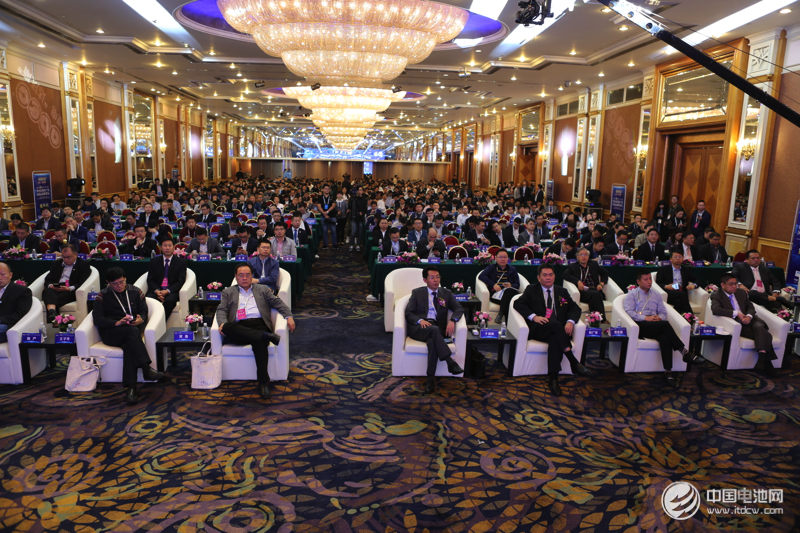 第5屆鋰電“達(dá)沃斯”論壇現(xiàn)場(chǎng)